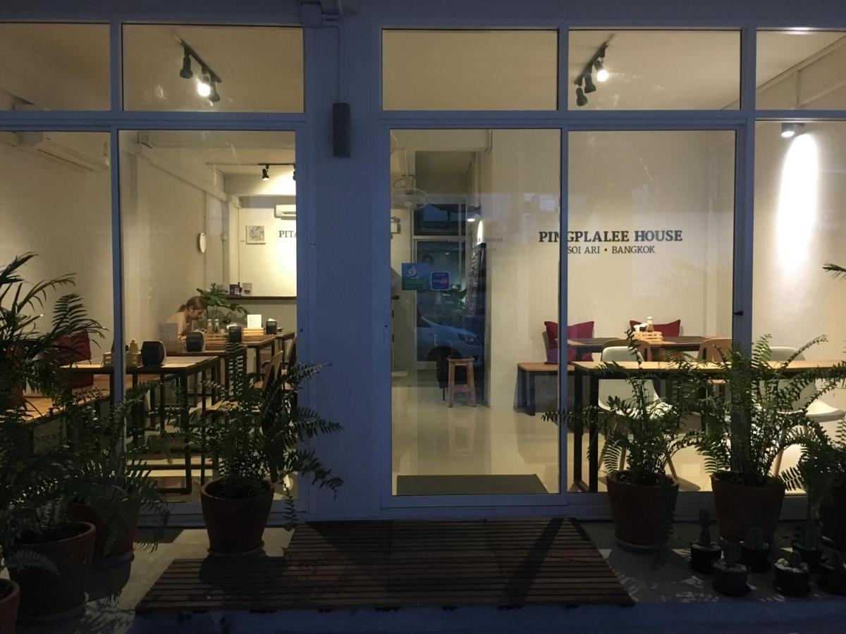 Pingplalee Female House Bed and Breakfast Bangkok Exteriör bild