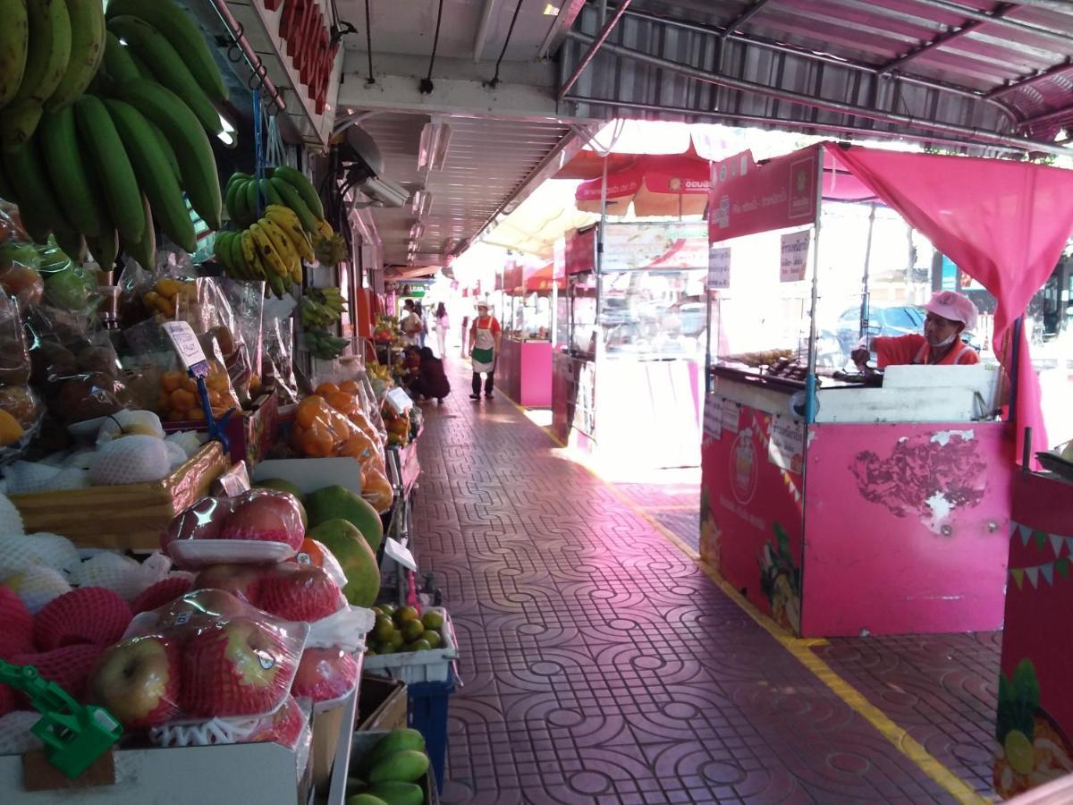 Pingplalee Female House Bed and Breakfast Bangkok Exteriör bild